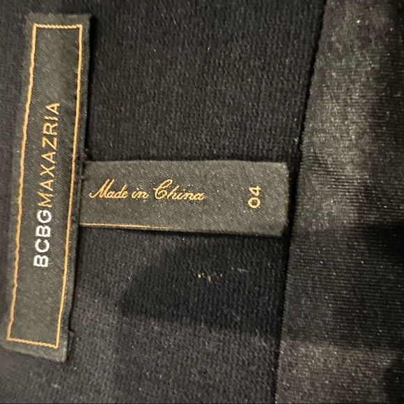 BCBG Max Azria Dress Size 4 with Pockets - Picture 6 of 7